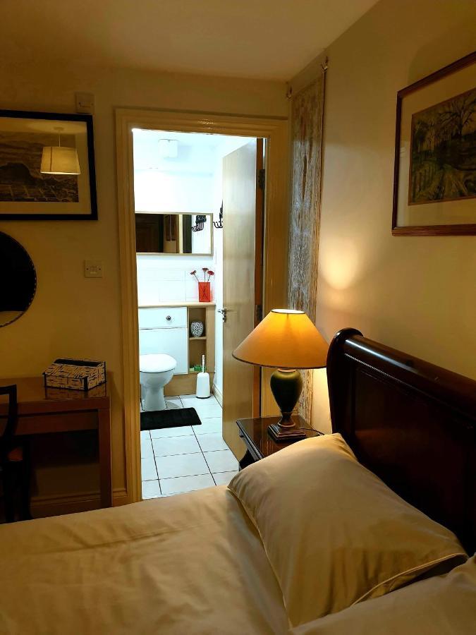 Central En-Suite Room Edinburgh Bagian luar foto